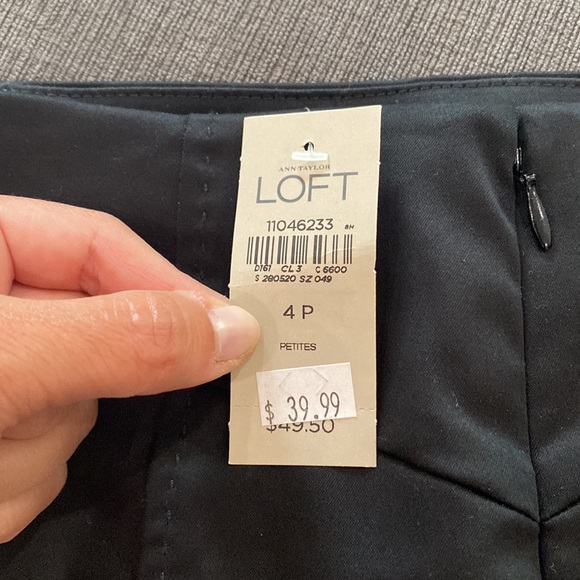Loft black knee length pencil skirt - Picture 3 of 3